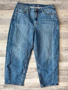 Old Navy barrel leg high rise medium wash jeans size 16 G3